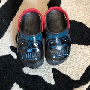 Boys darth vader crocs